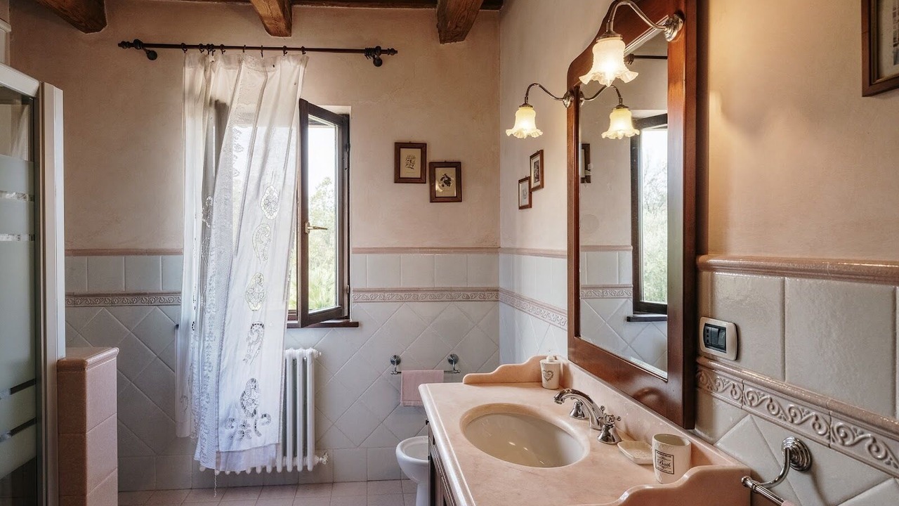 Photo of Bathroom in Appignano