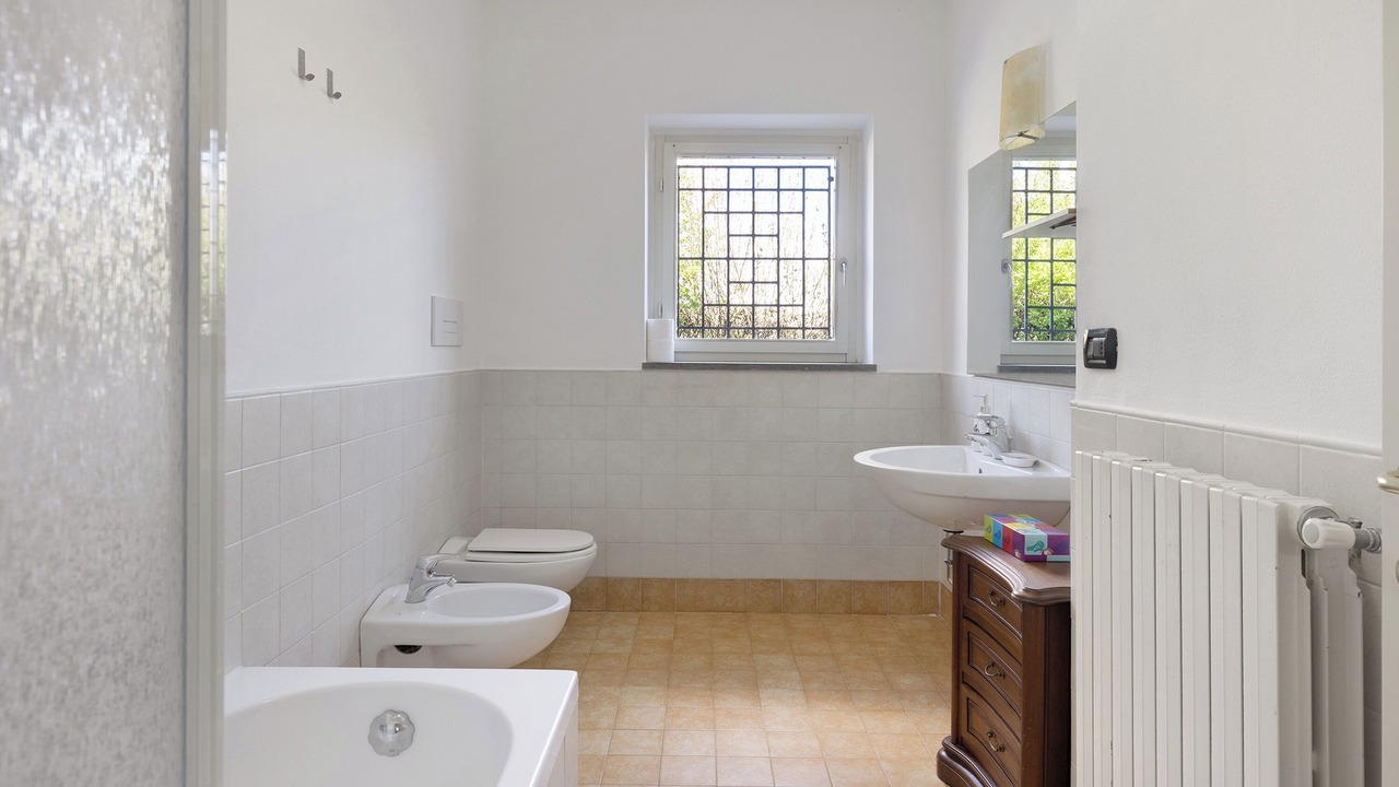Photo of Bathroom in Asti