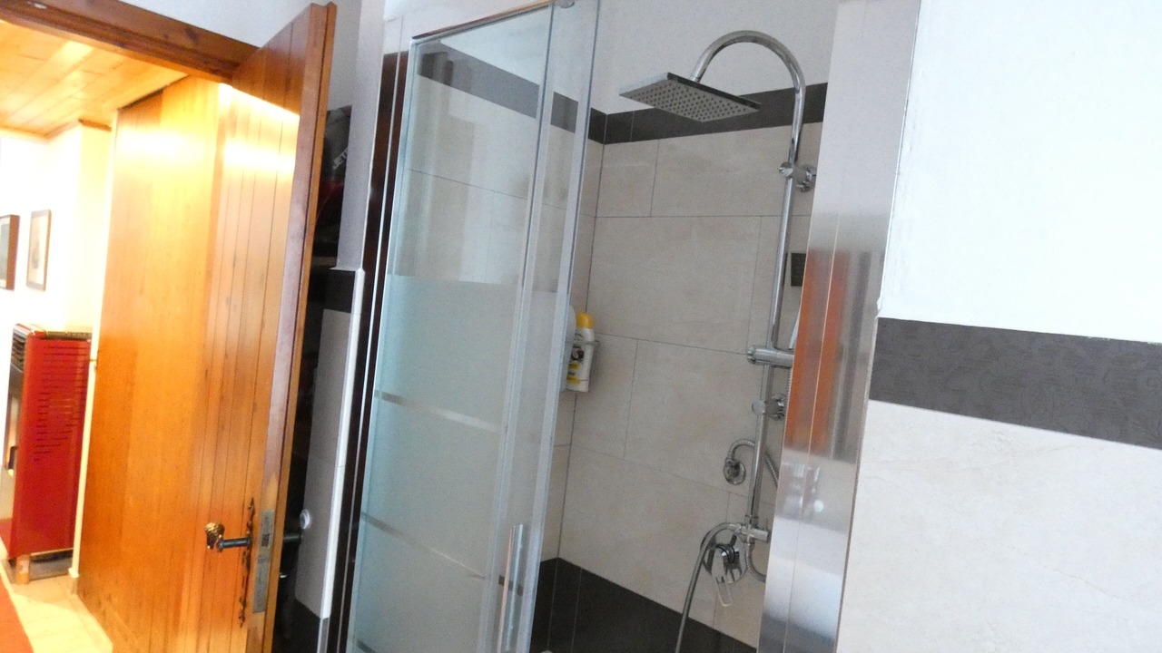 Photo of Bathroom in Derby-villaret