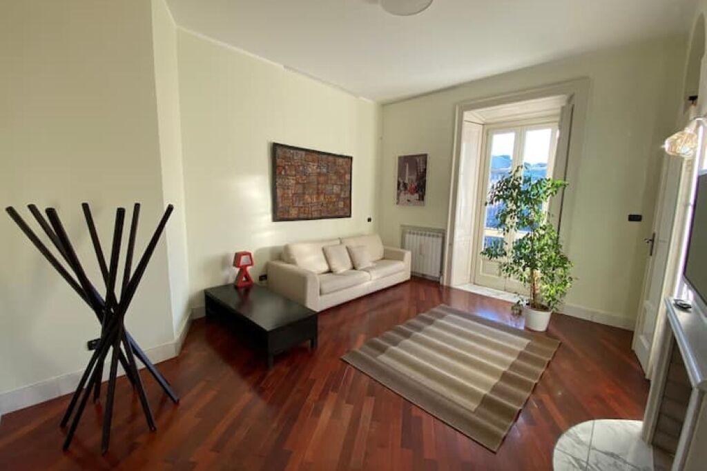 Photo of Livingroom in Milan Centre