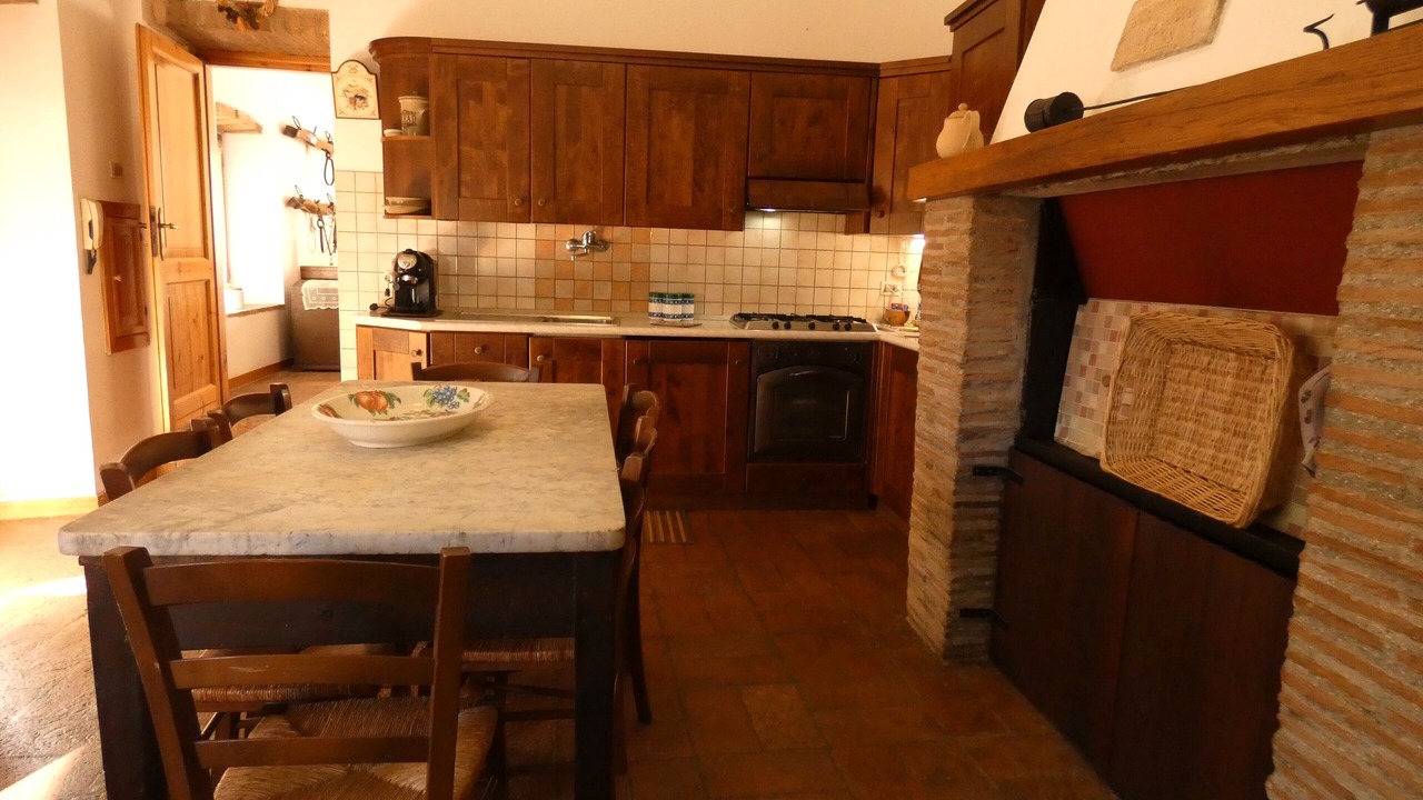 Photo of Kitchen in Amelia