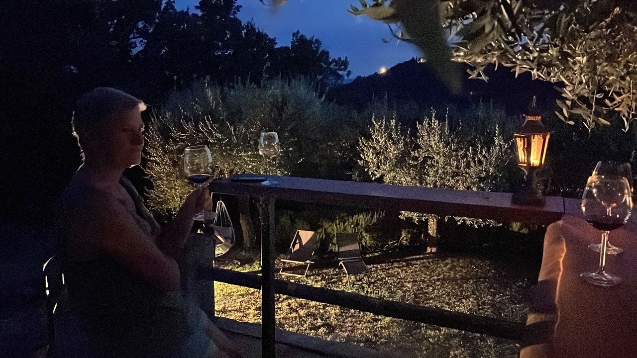 Photo of Outdoor in Montone
