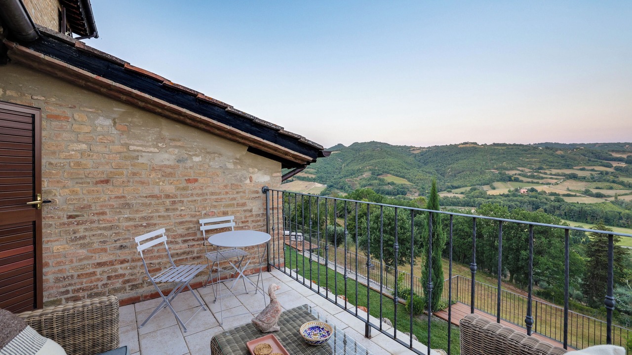 Photo of Patio Balcony in Montone