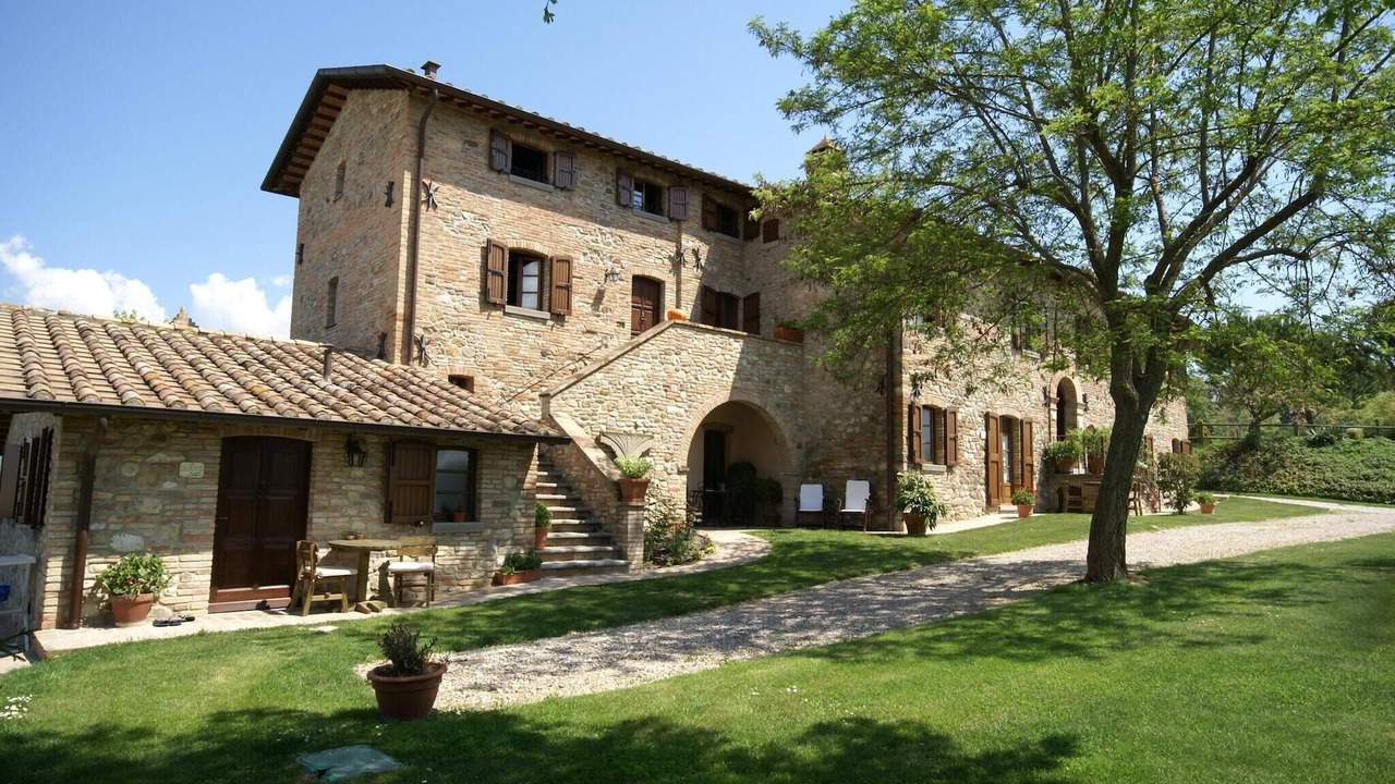Photo of Outdoor in Montone