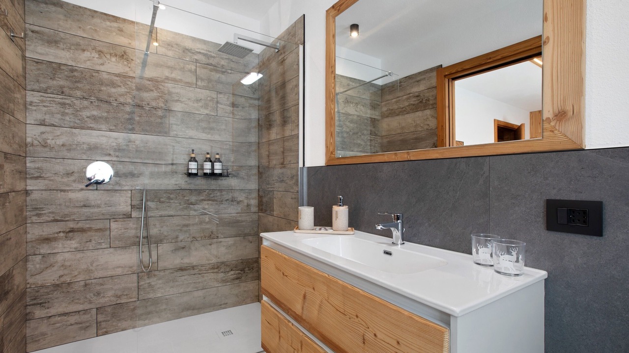 Photo of Bathroom in Saint-Pierre