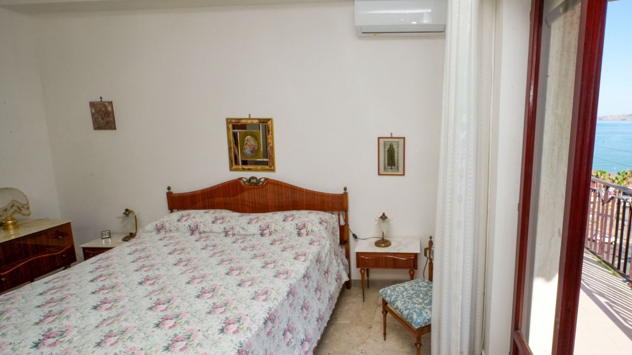 Photo of Bedroom in Crotone