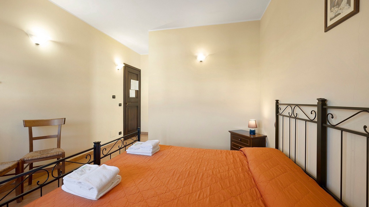 Photo of Bedroom in Costigliole d'Asti