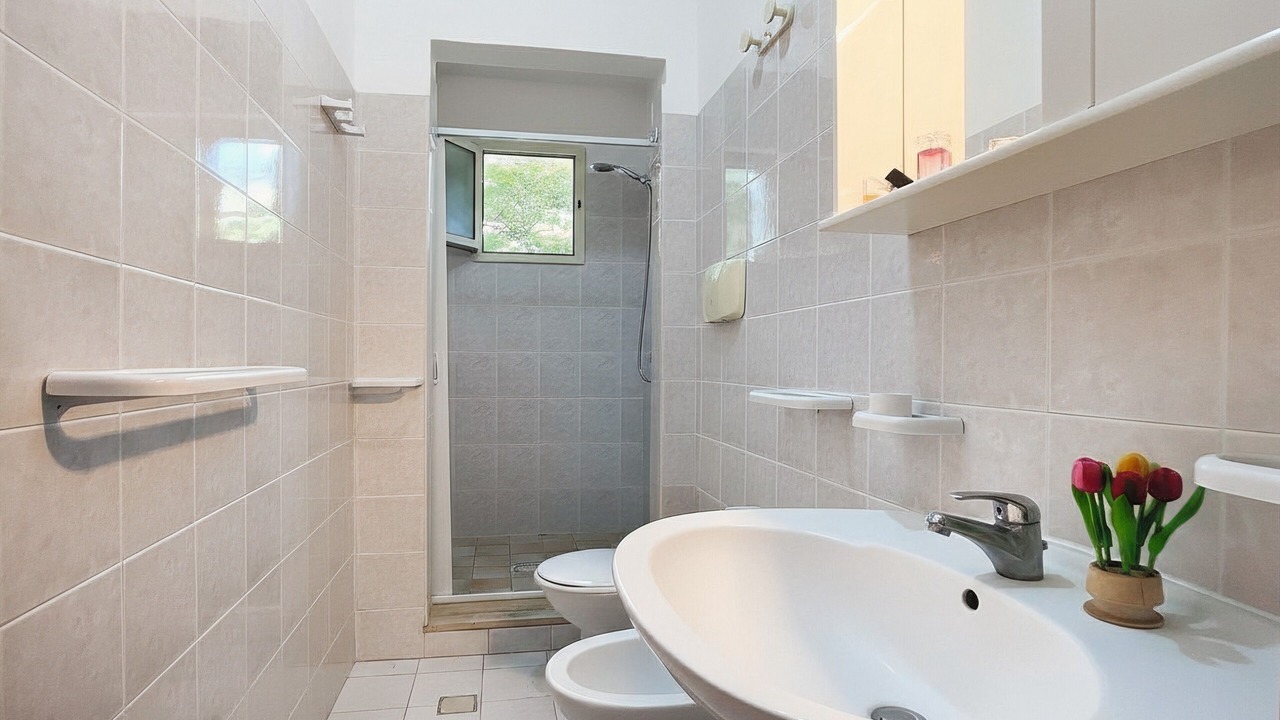 Photo of Bathroom in Scialara