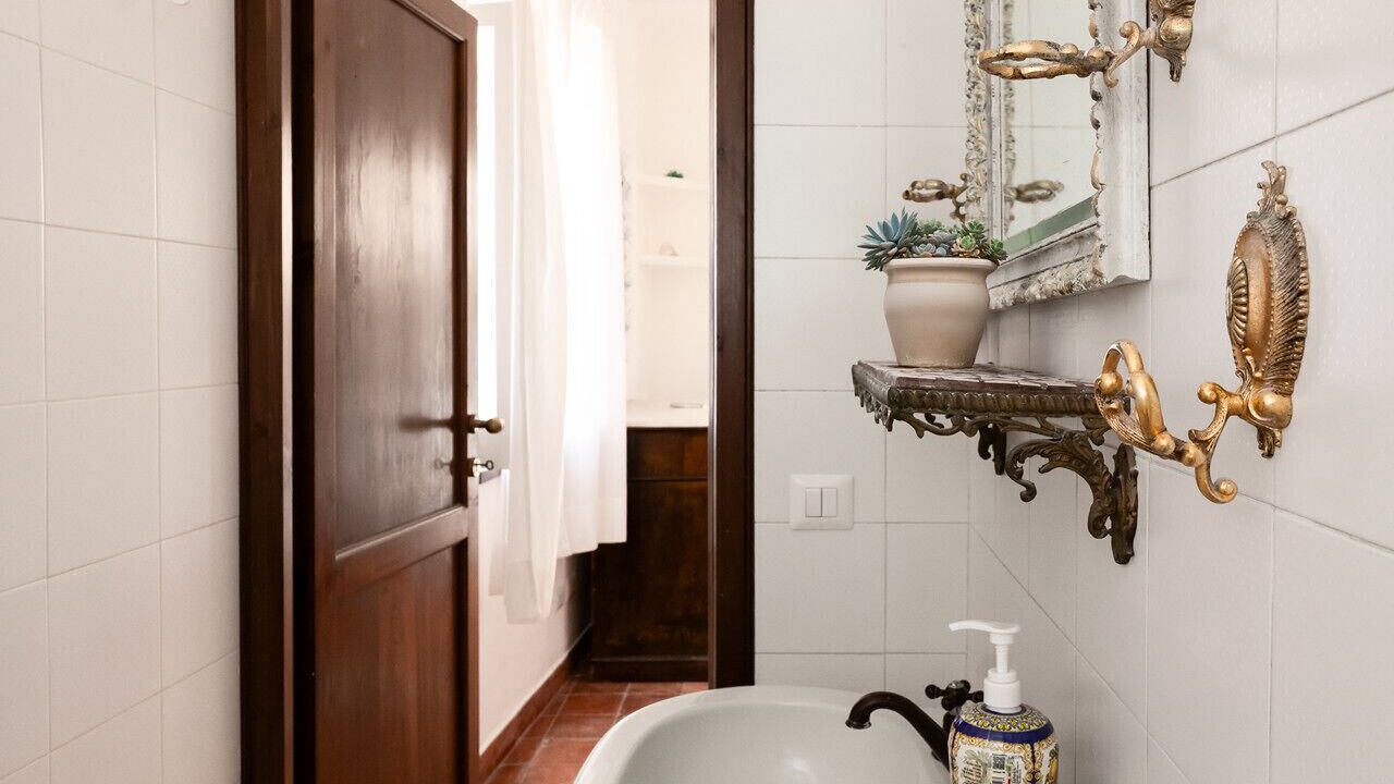 Photo of Bathroom in Sperlonga