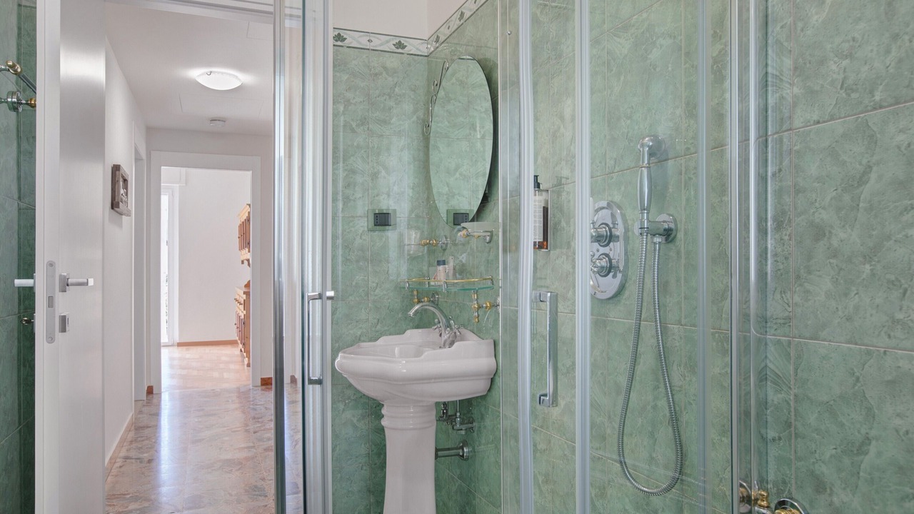 Photo of Bathroom in Aosta