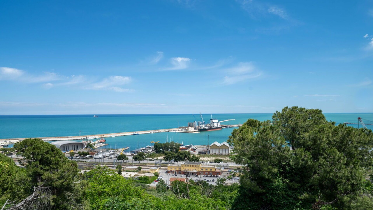 Photo of Others in Ortona