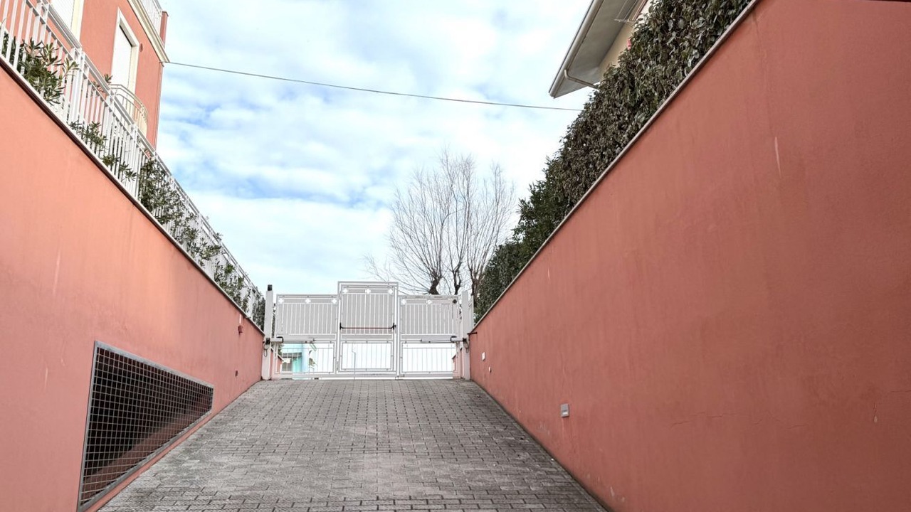 Photo of Outdoor in Marotta