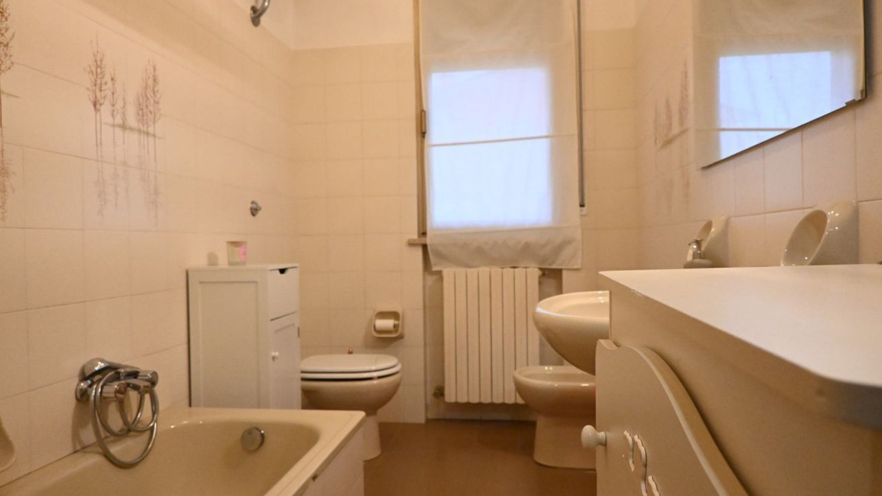 Photo of Bathroom in Marotta