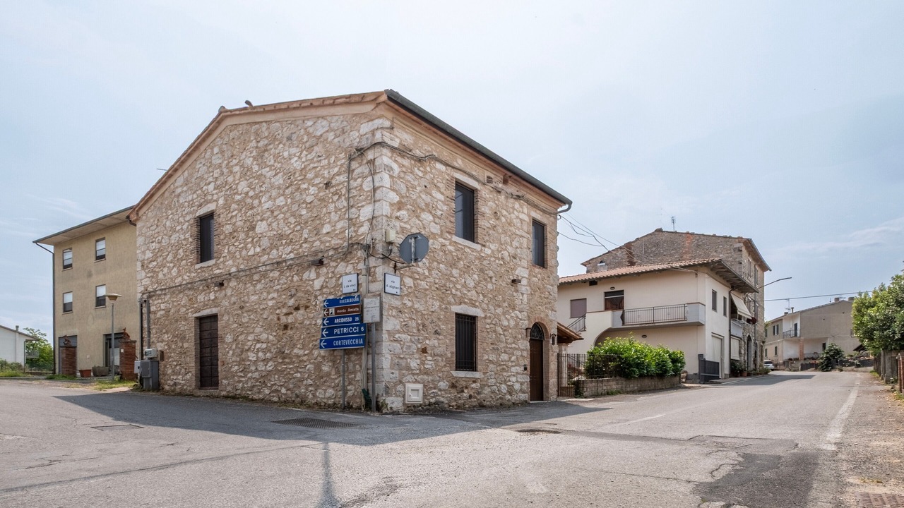 Photo of Outdoor in Semproniano