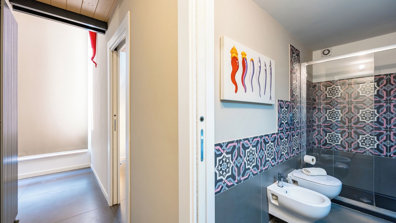 Photo of Bathroom in Naples City Centre