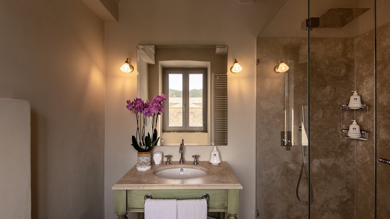 Photo of Bathroom in Montelovesco