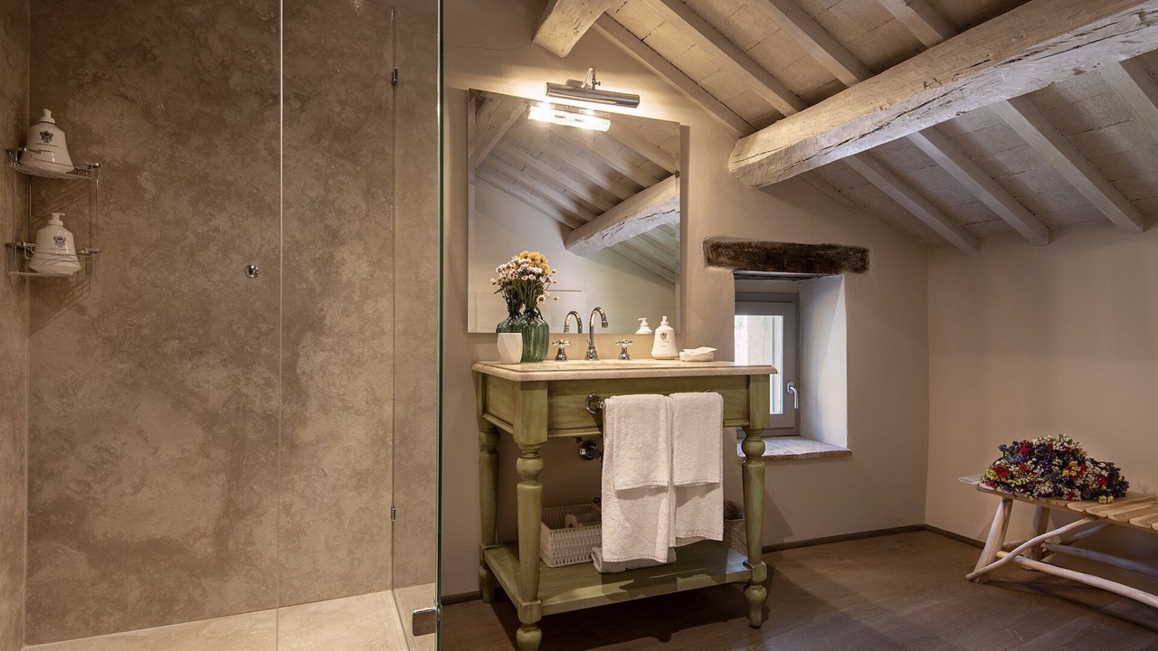 Photo of Bathroom in Montelovesco