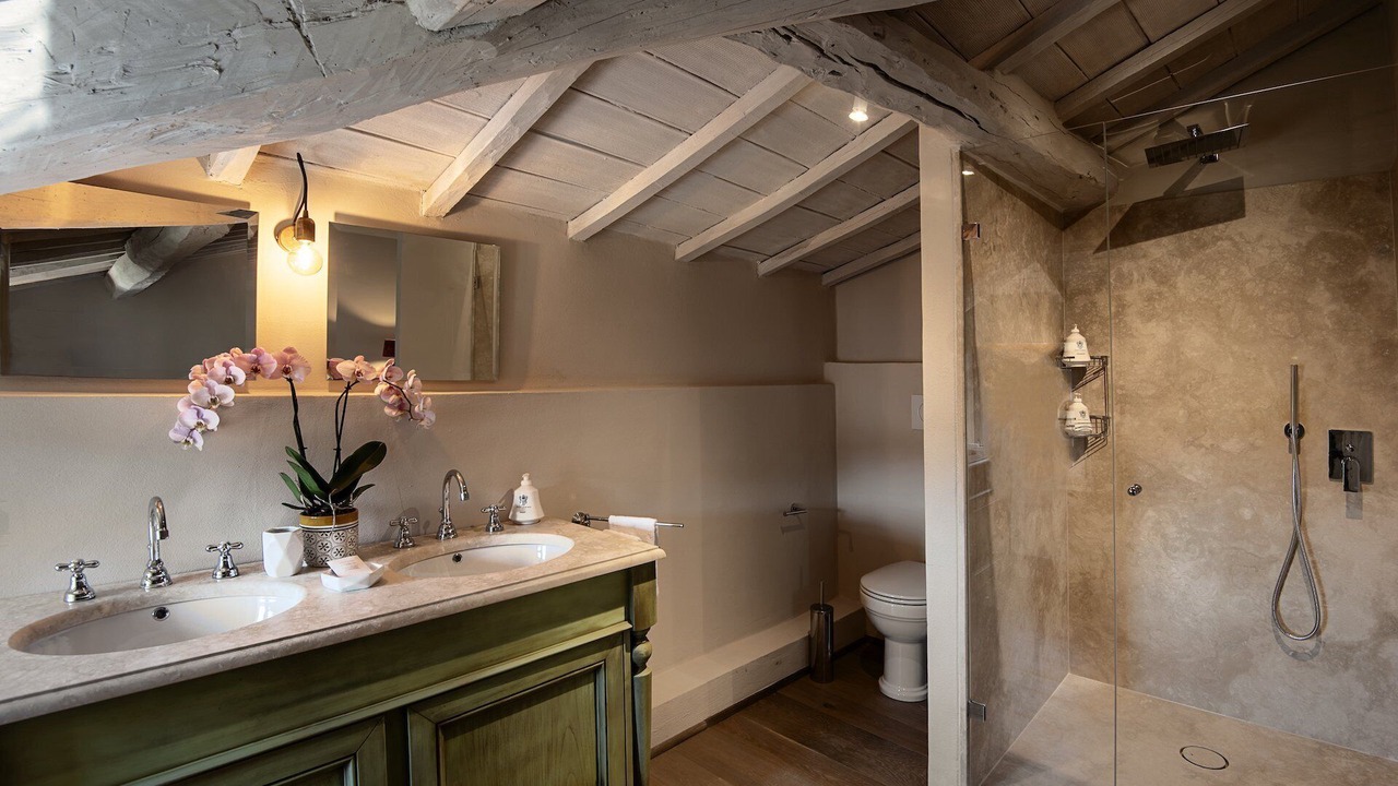 Photo of Bathroom in Montelovesco