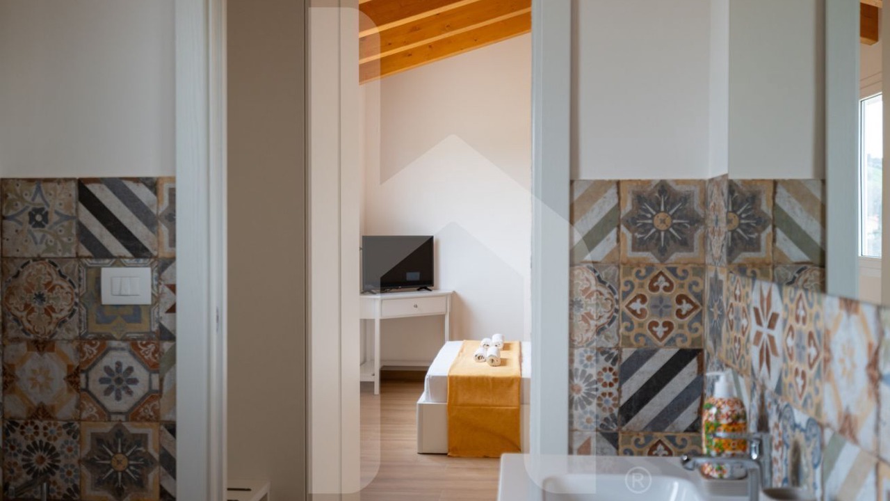 Photo of Bathroom in Atri