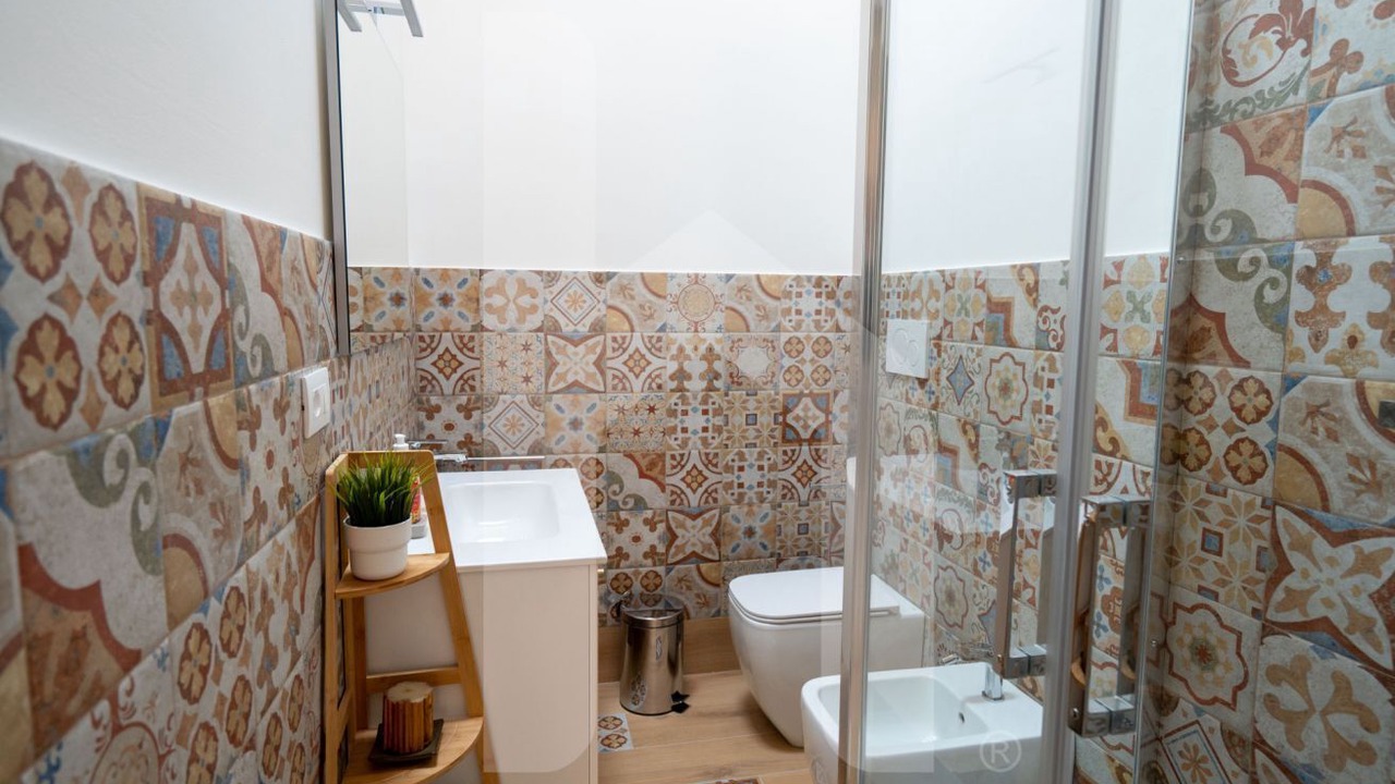 Photo of Bathroom in Atri