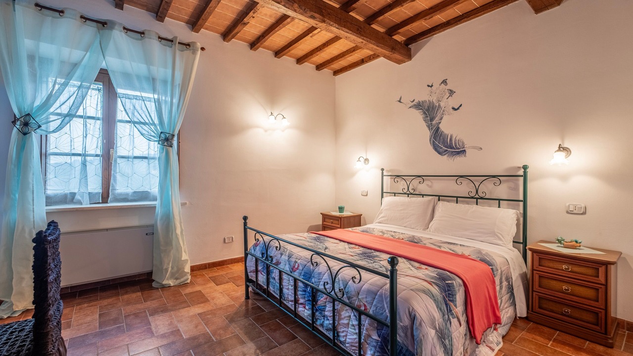 Photo of Bedroom in Catabbio