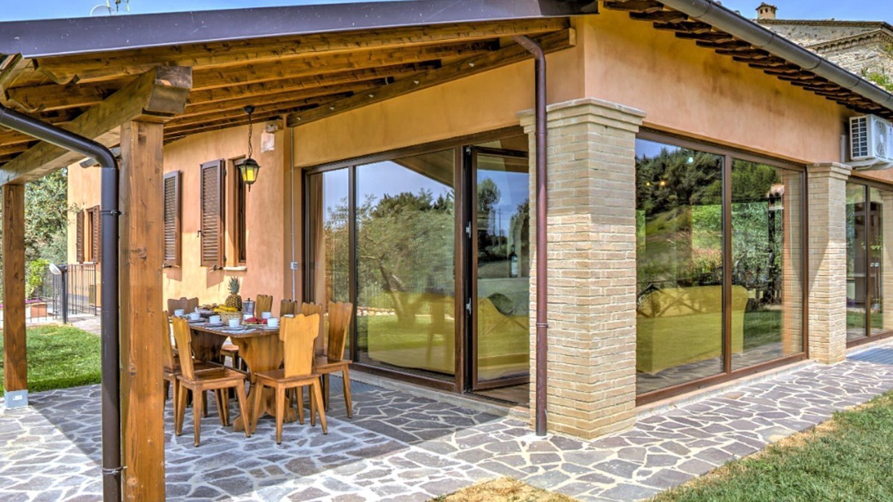 Photo of Outdoor in Montone