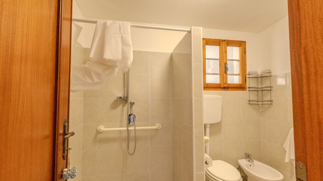 Photo of Bathroom in Pollutri