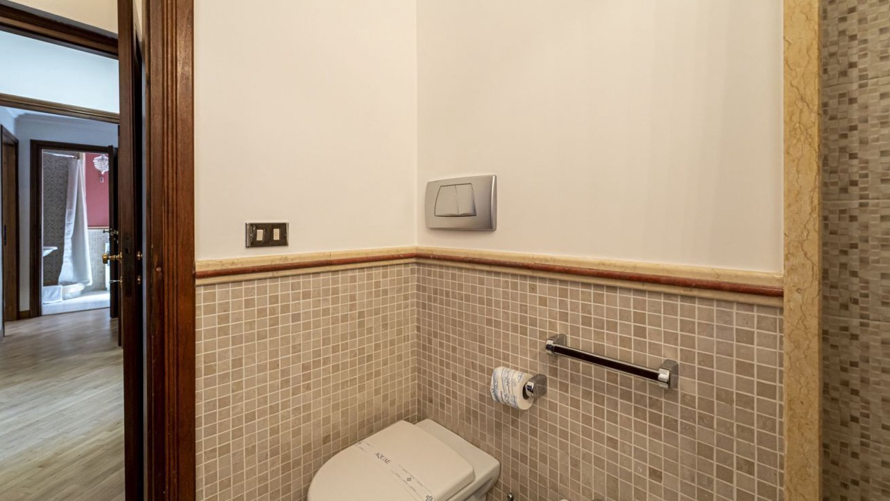 Photo of Bathroom in Navona