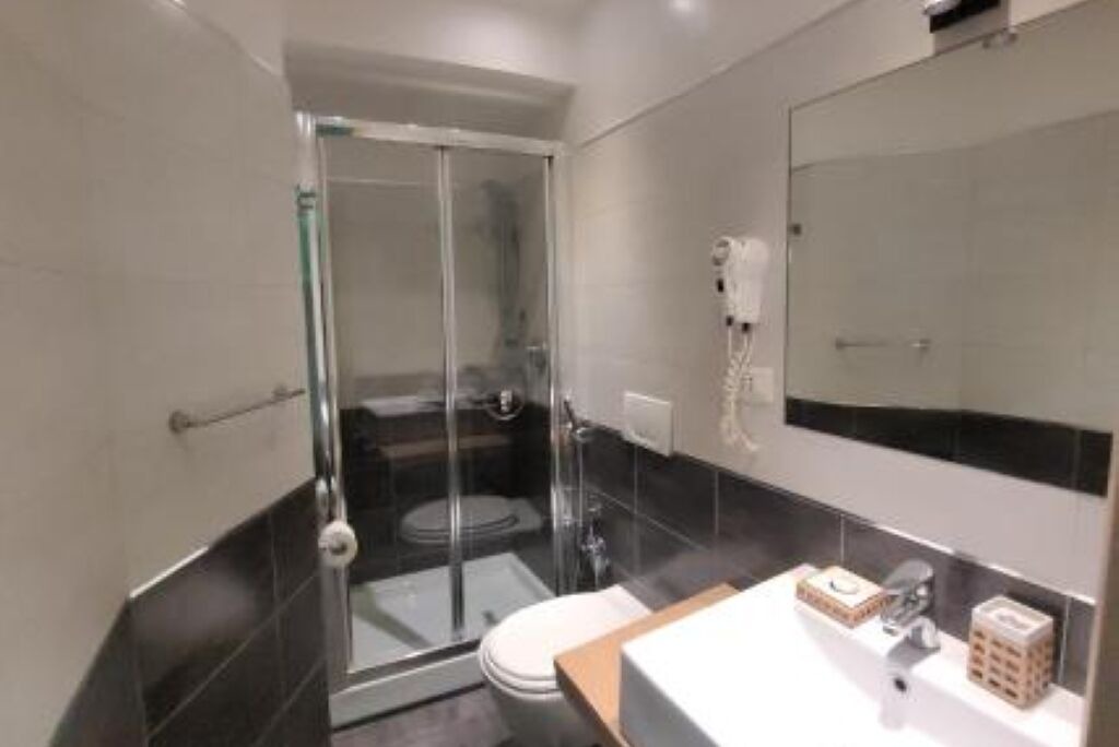 Photo of Bathroom in Rione II Trevi