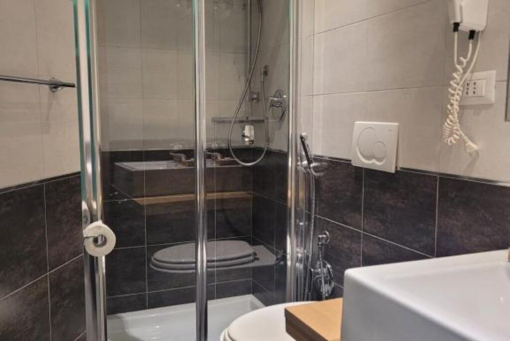 Photo of Bathroom in Rione III Colonna