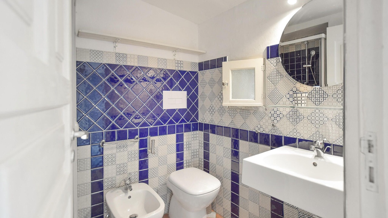 Photo of Bathroom in Scario