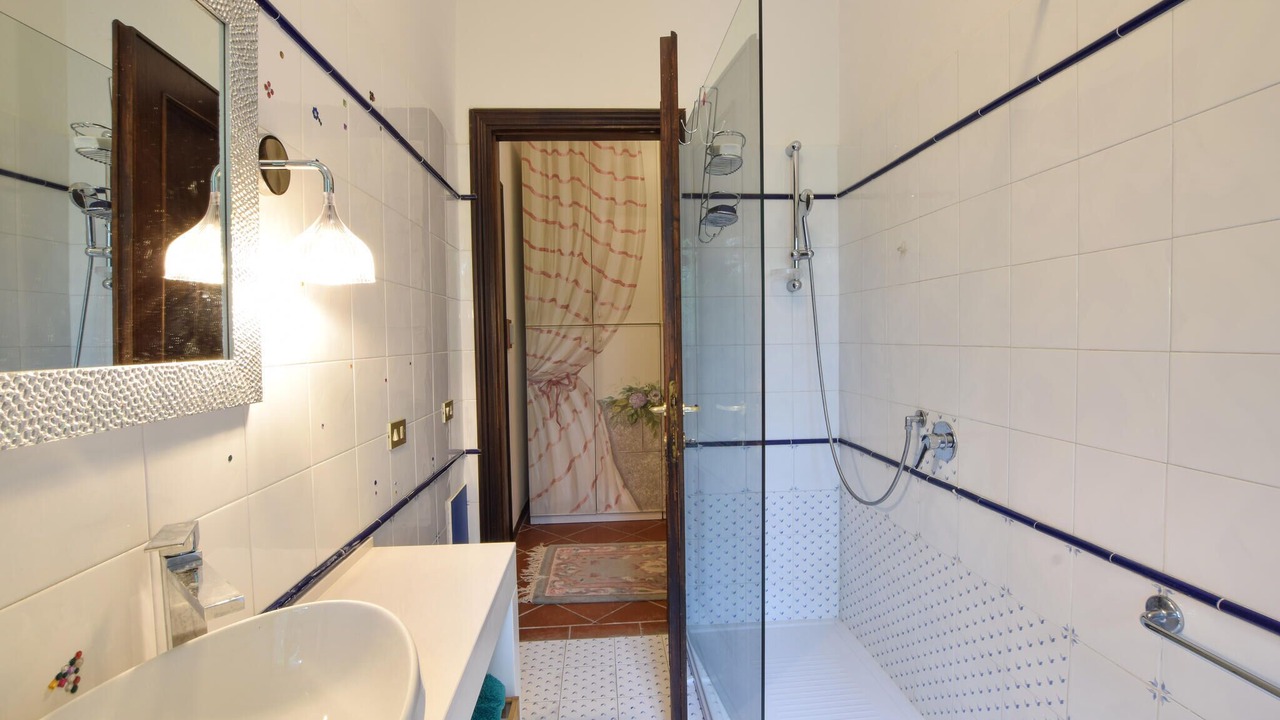 Photo of Bathroom in Ficulle