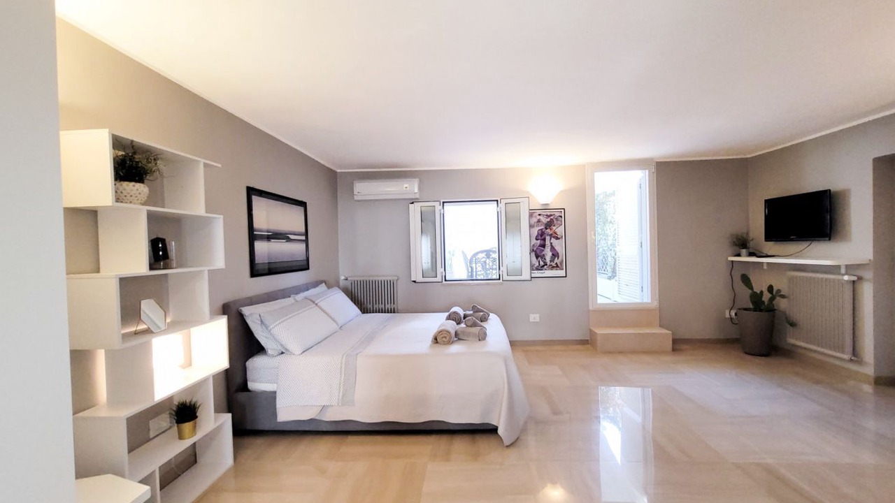 Photo of Bedroom in Bari City Centre
