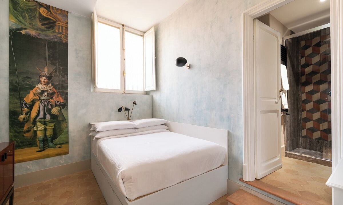 Photo of Bedroom in Rome City Centre
