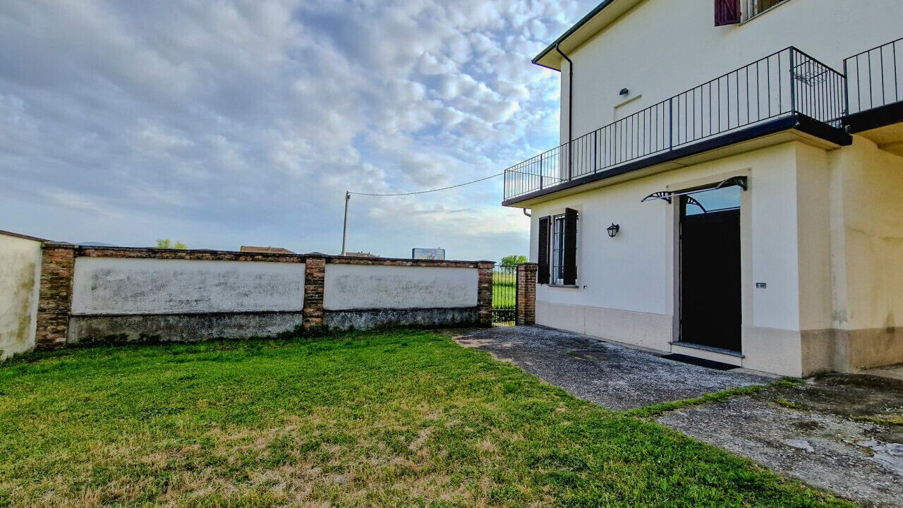 Photo of Outdoor in Sairano