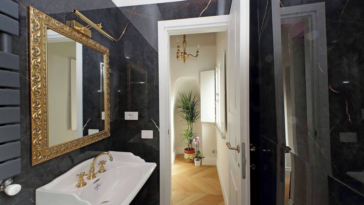 Photo of Bathroom in Rione IX Pigna
