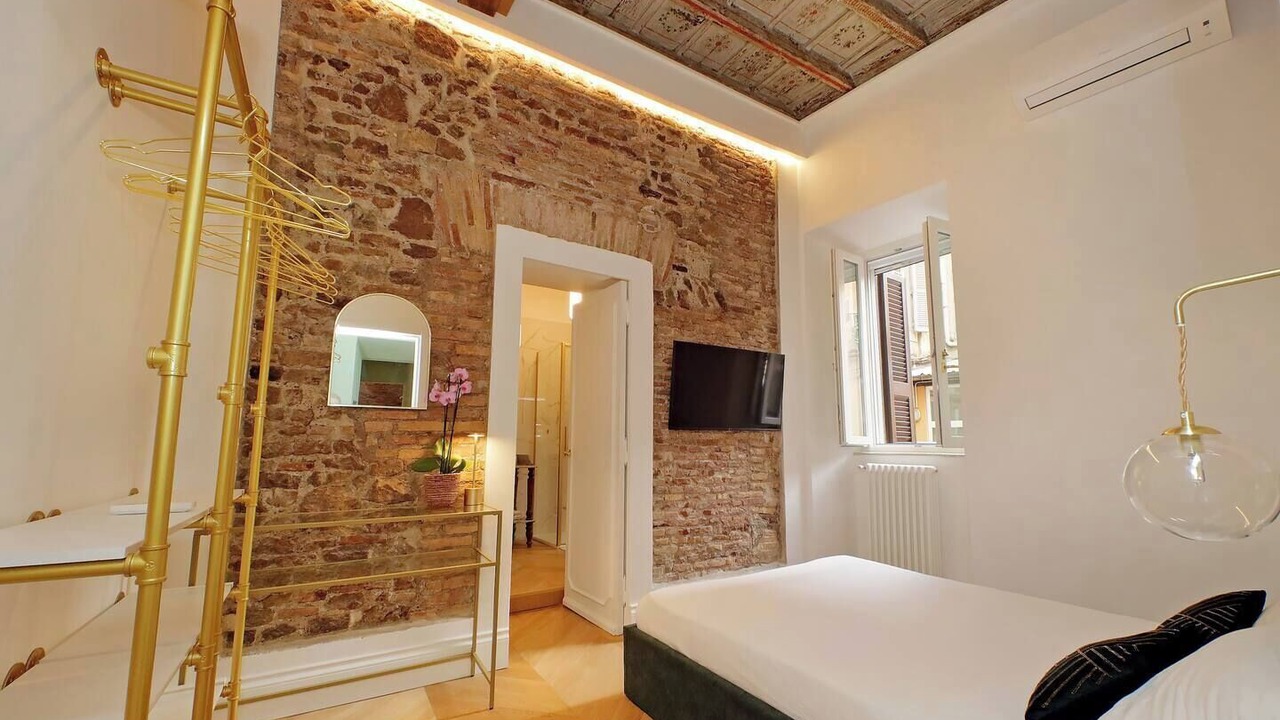 Photo of Bedroom in Rione IX Pigna