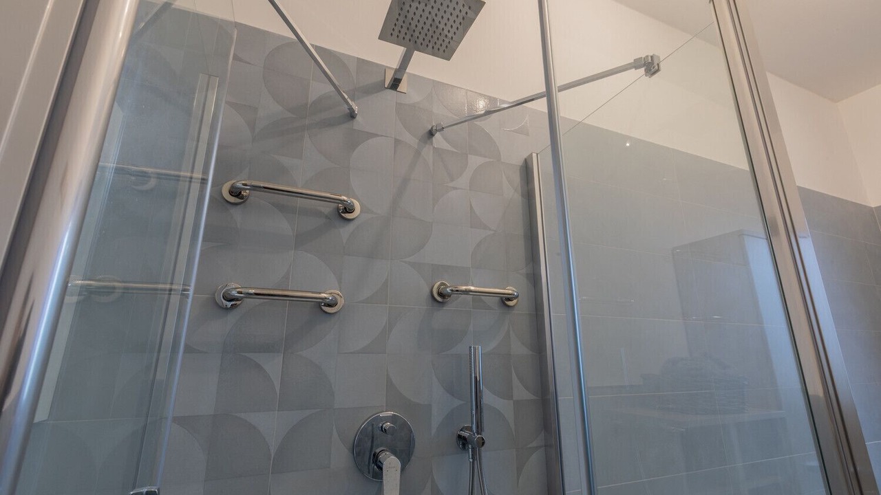Photo of Bathroom in Cenisia