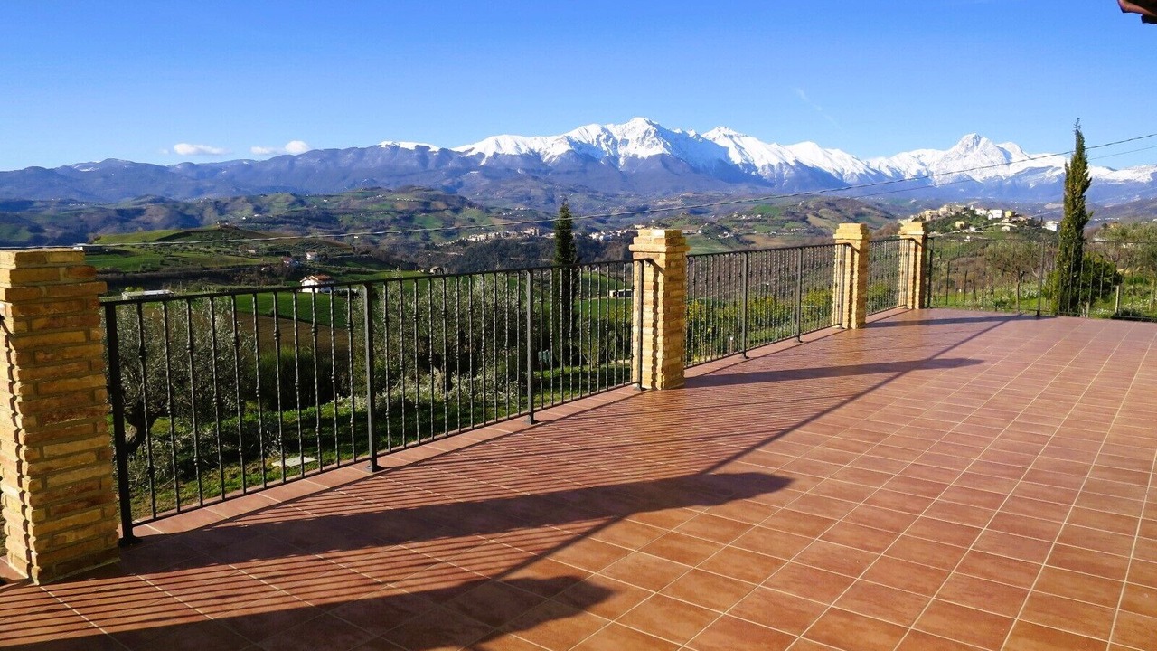Photo of Patio Balcony in Marciano