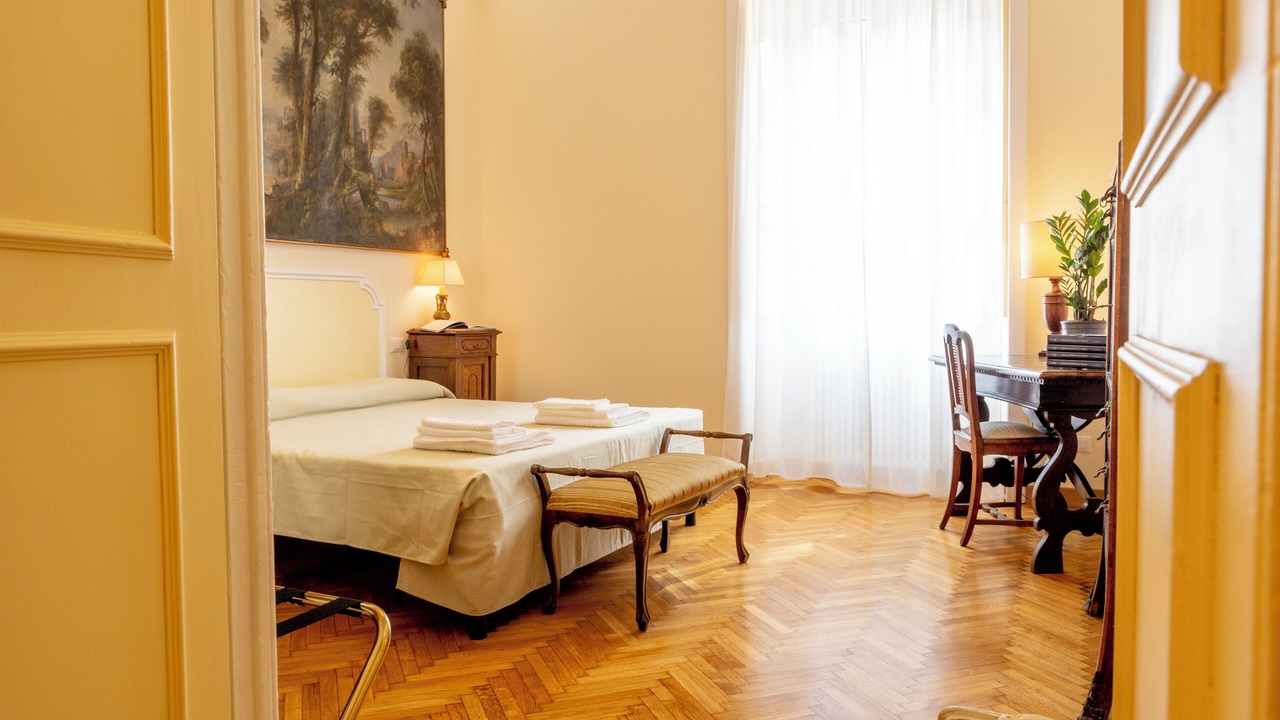 Photo of Bedroom in Rome City Centre