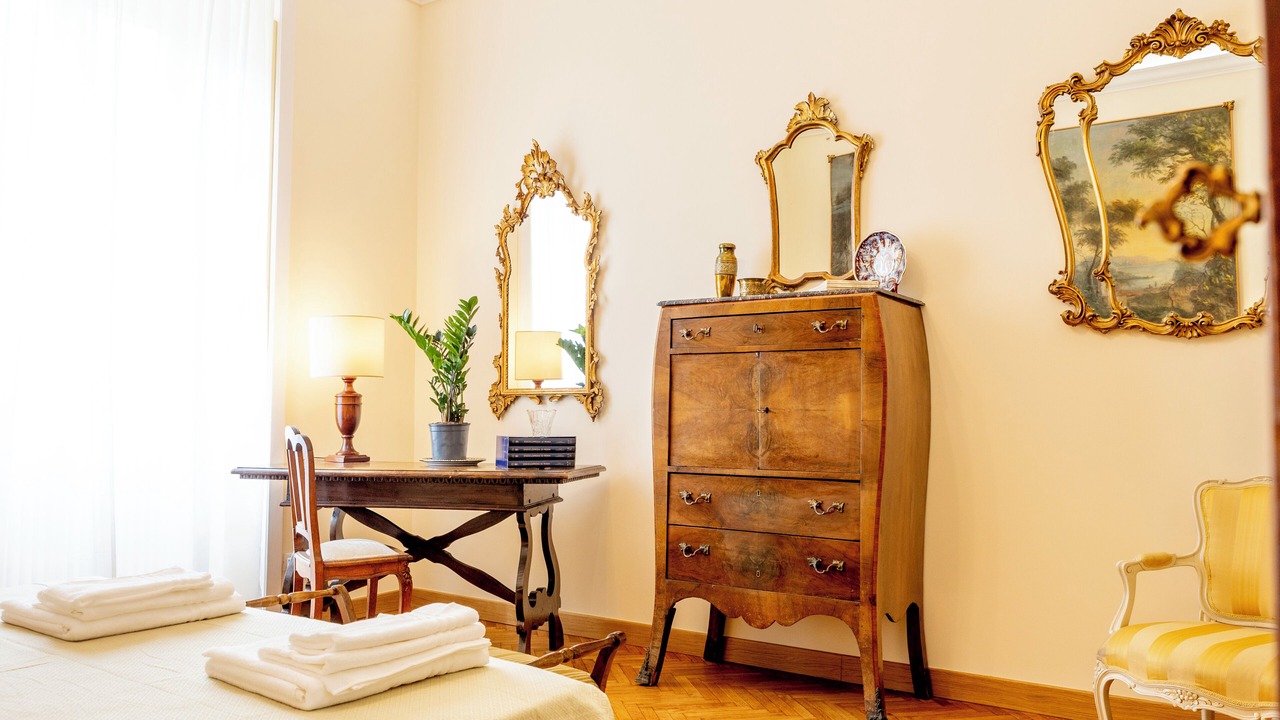 Photo of Bedroom in Rome City Centre