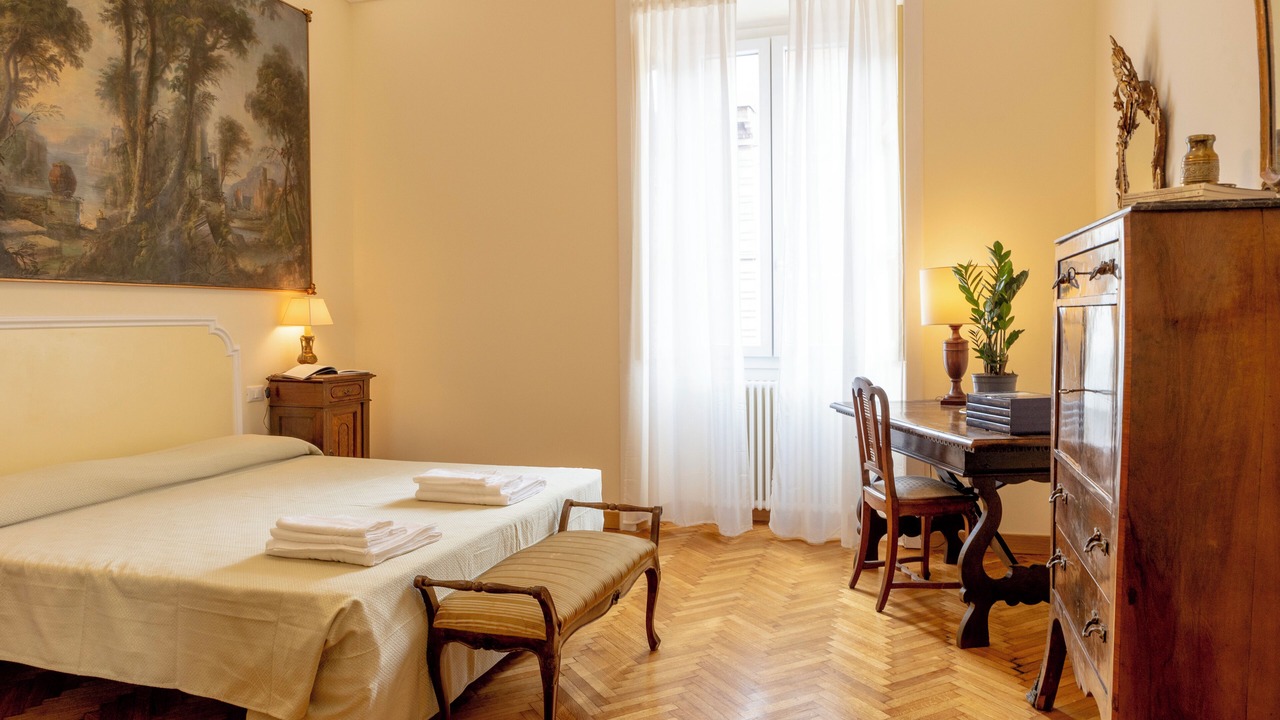 Photo of Bedroom in Rome City Centre