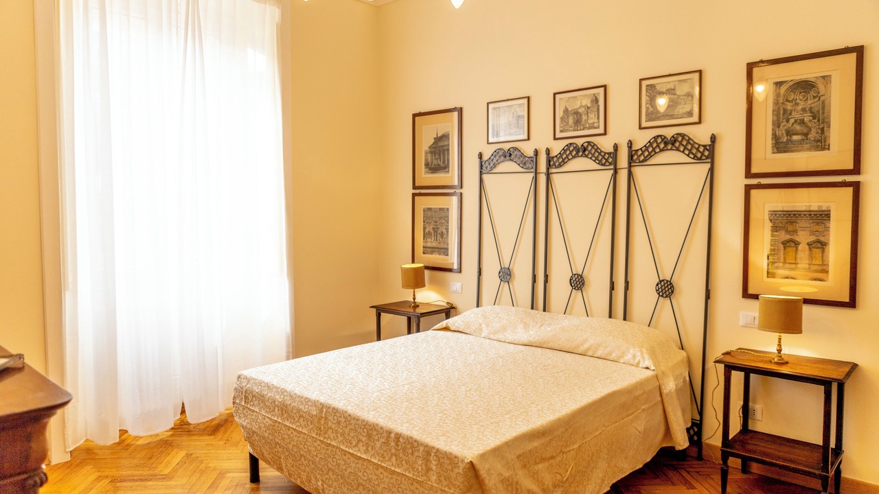 Photo of Bedroom in Rome City Centre