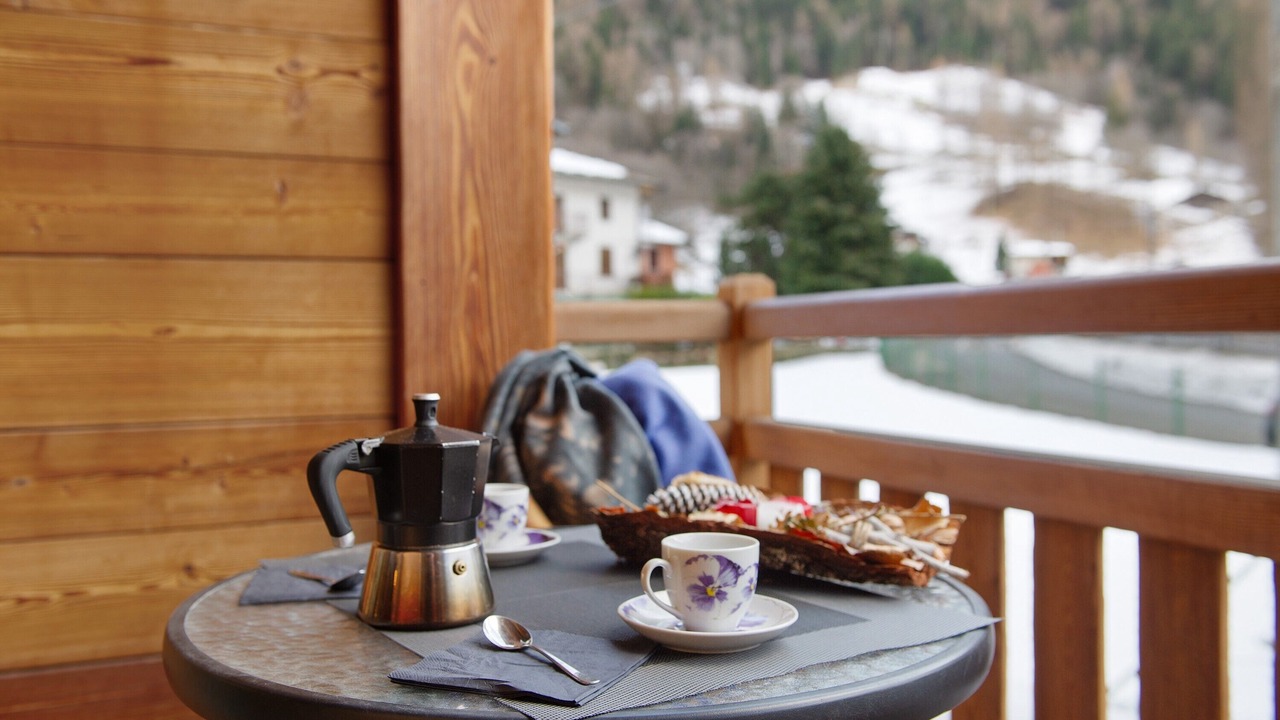 Photo of Outdoor in Maen