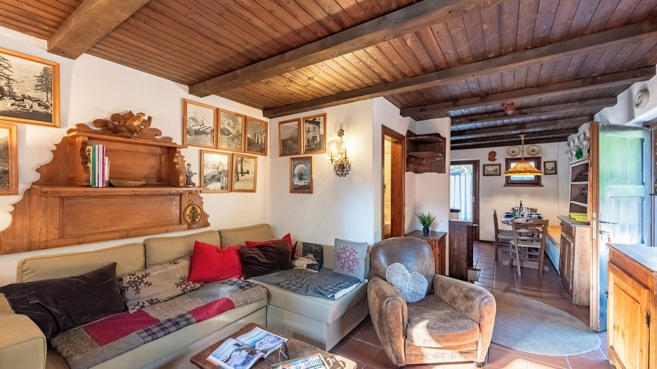 Photo of Livingroom in Dolonne
