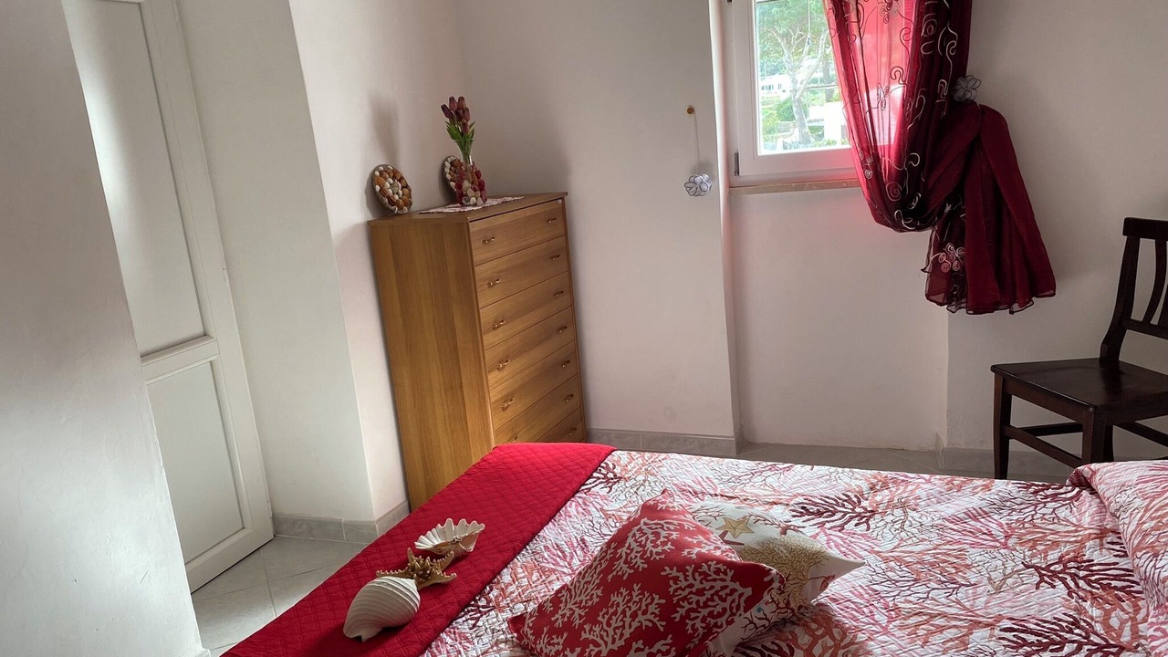 Photo of Bedroom in Le Forna