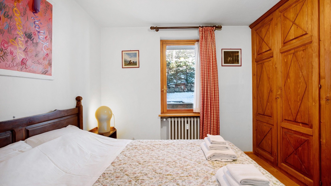 Photo of Bedroom in Entreves