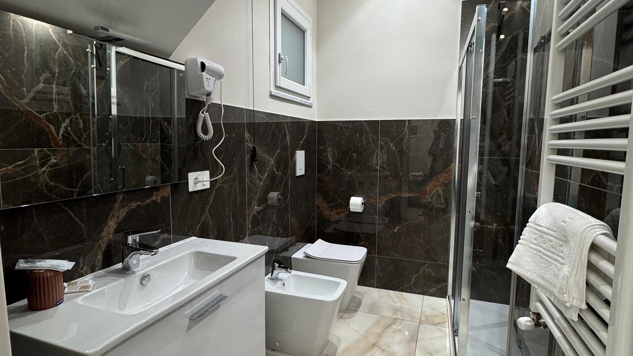 Photo of Bathroom in Pagani