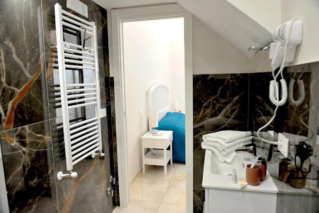 Photo of Bathroom in Pagani