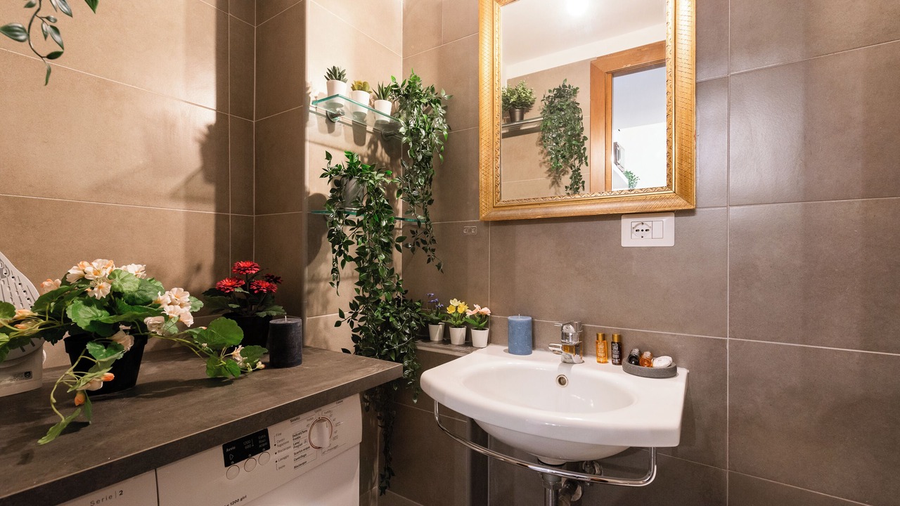 Photo of Bathroom in Rome City Centre